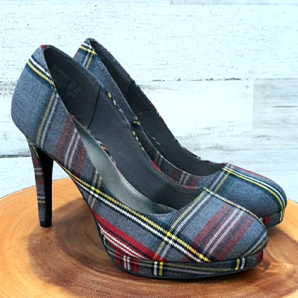 EUC FIONI STEWART PLAID STILETTOS - Picture 8 of 8